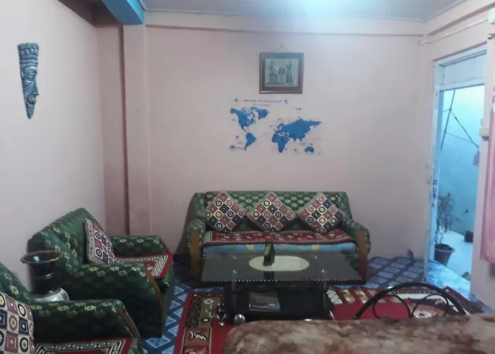 Quaint Wood Cottage Darjeeling 