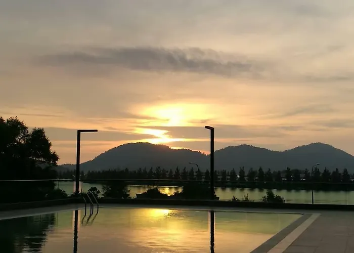 Marina Heights Resort Lumut