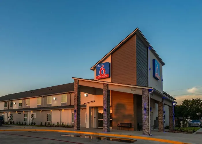 Studio 6 Lake Charles
