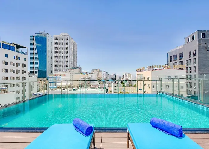 Celina Hotel & Apartment Đà Nẵng