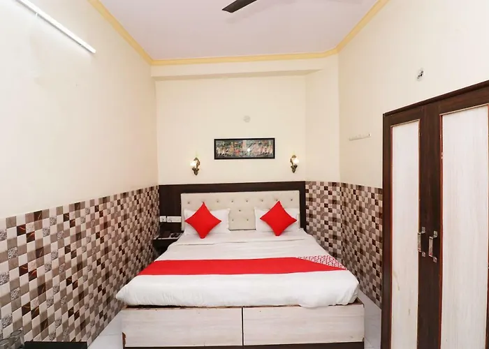 Fabhotel Sarwan Agra 