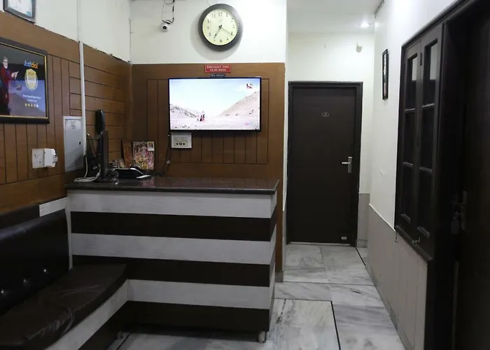 Time Square Guest House Jalandhar