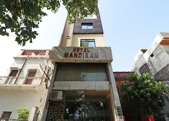 Hotel Mandiram Prayagraj