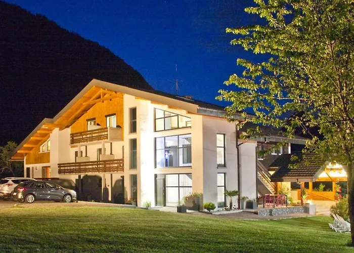 Les Moineaux Hotel Bellevaux