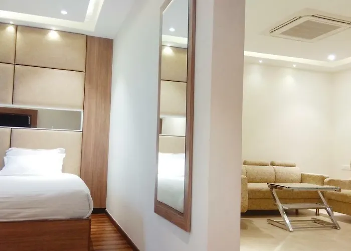 Hotel Smart City Park Inn Tada