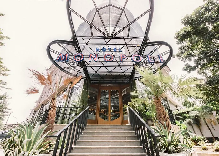 Hotel Monopoli Yakarta