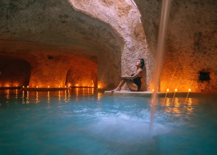 Hotel Zentik Project & Saline Cave Valladolid 
