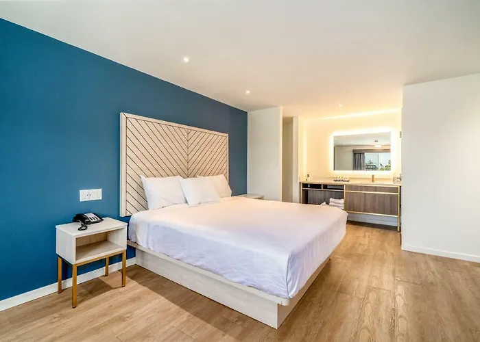 Trend Hotel At Lax Airport Lennox