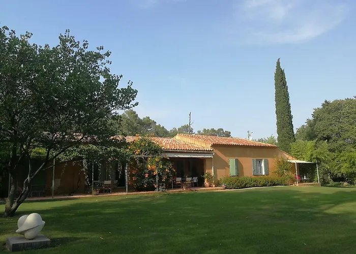 Bed and Breakfast La Genestière à Clermont-lʼHérault