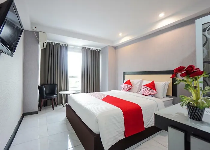 Oyo 1318 Hotel Prince Boulevard Manado