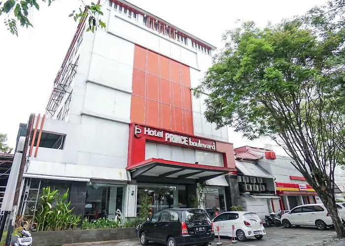 Oyo 1318 Hotel Prince Boulevard Manado