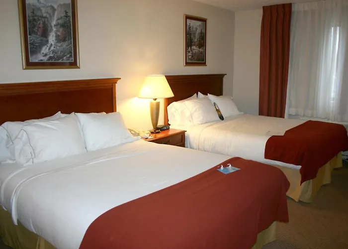 Baymont By Wyndham Portage Hotel