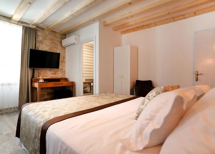 Villa Teuta Trogir