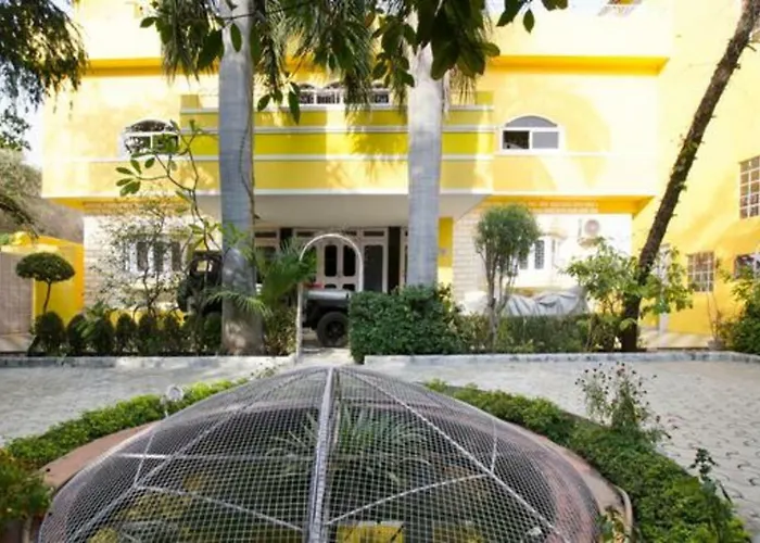 Hotel Ambavgarh Palace Udaipur