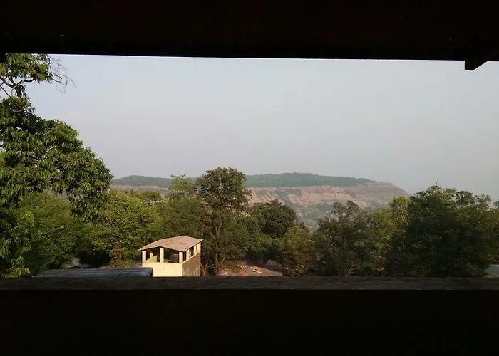 Relax Inn Matheran
