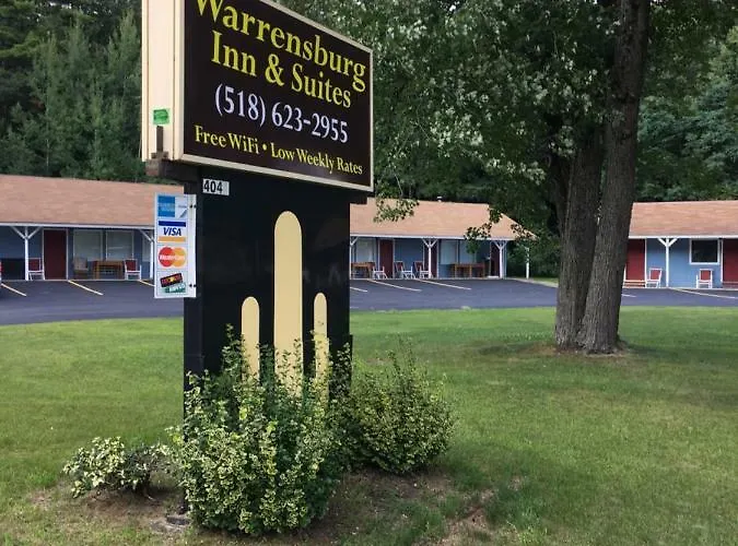 Warrensburg Inn & Suites - 6 Mi To Lake George