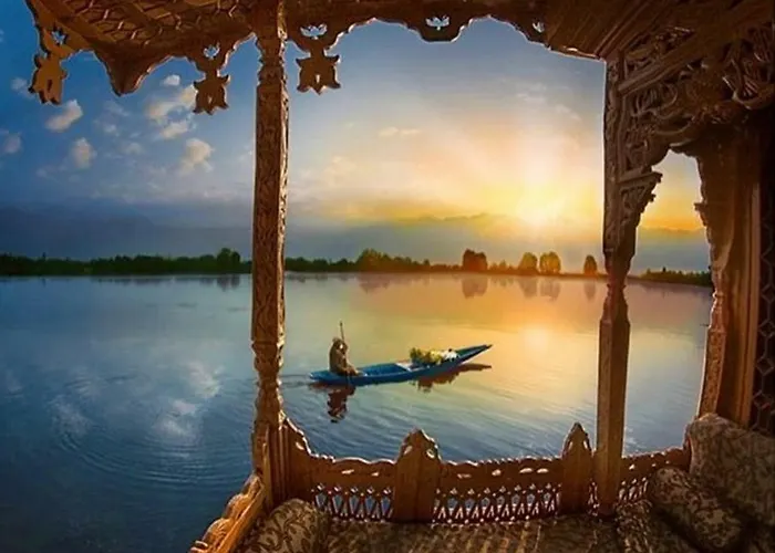 Peacock Houseboats Hotel Srinagar 