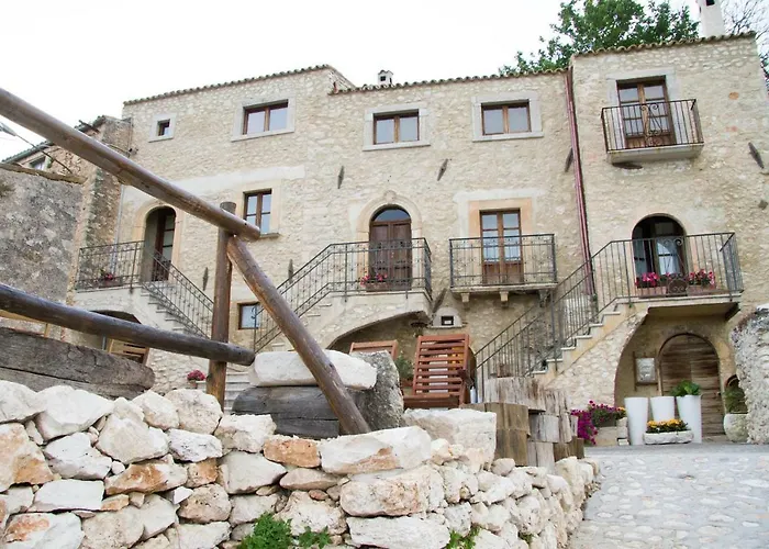 Charme In Perillis Bed & Breakfast Popoli