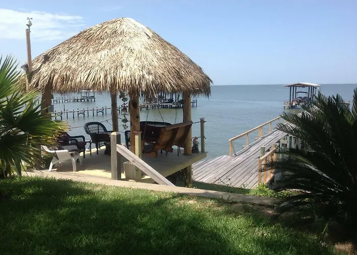 Come Friday Cottages Bacliff