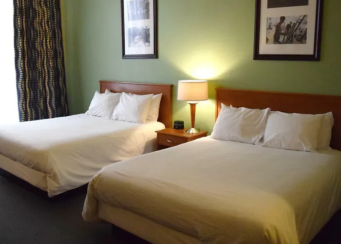 Umass Lowell Inn And Conference Center