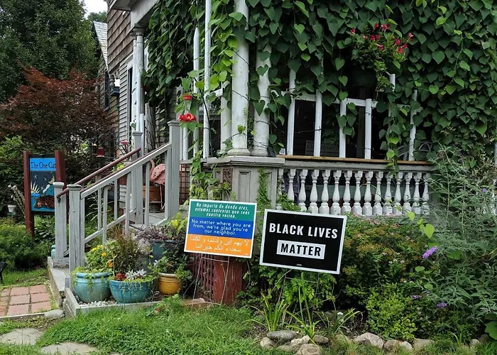 The One Cat Bed & Breakfast Brattleboro