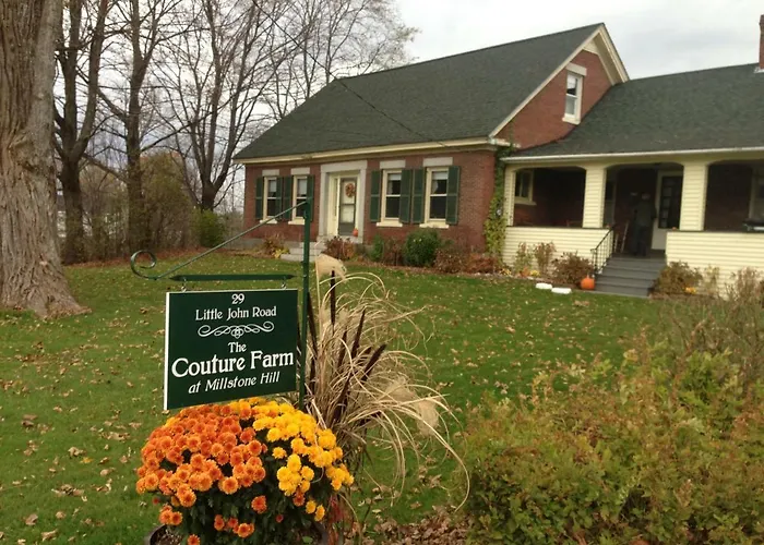 Couture Farm At Millstone Hill Bed & Breakfast Barre
