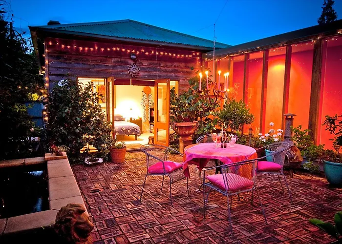 At Eleven - La Petite Maison Sandy Bay