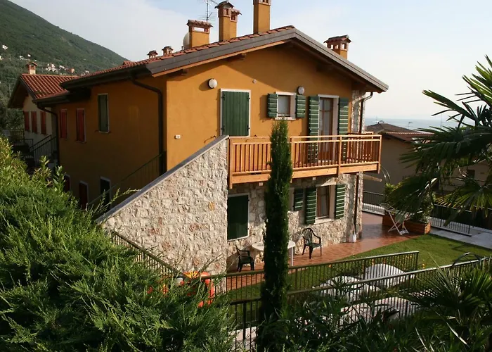 Aparthotel Residenza Cristina Brenzone sul Garda