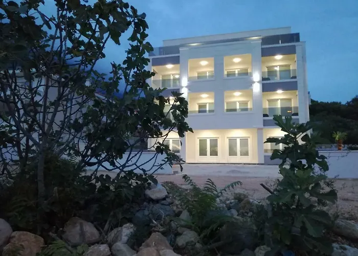 Apartments Villa Hadria Makarska