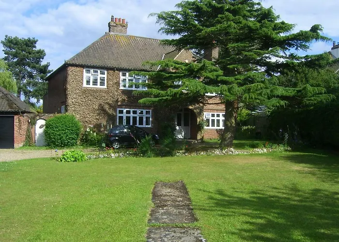 Picaroons - Friendly Bed & Breakfast Quiet With Ample Off-Street Parking Sheringham