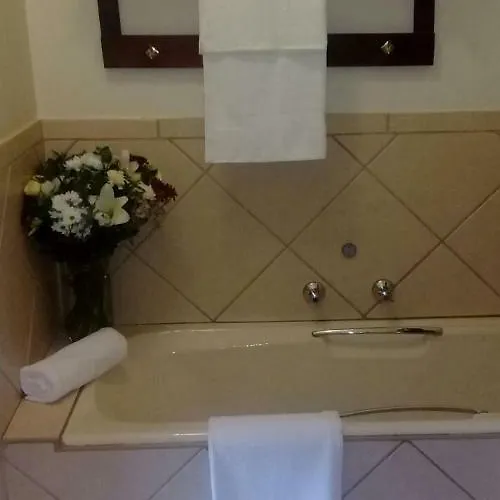 Shalamanzi Lodge Hartbeespoort
