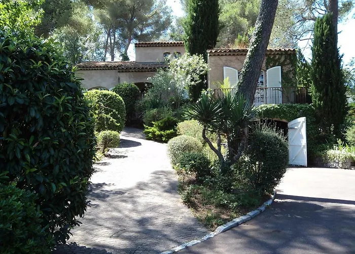 Bed and Breakfast La Douce Heure à Mougins
