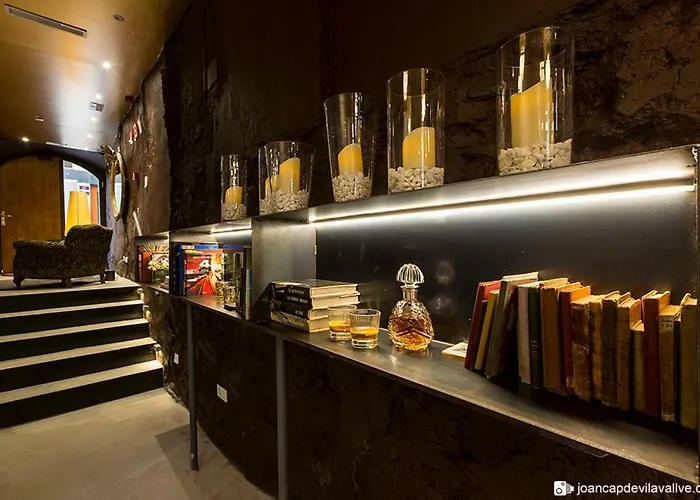 Hotel Secrets Priorat Falset