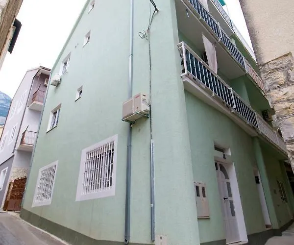 Apartmani Diki Makarska