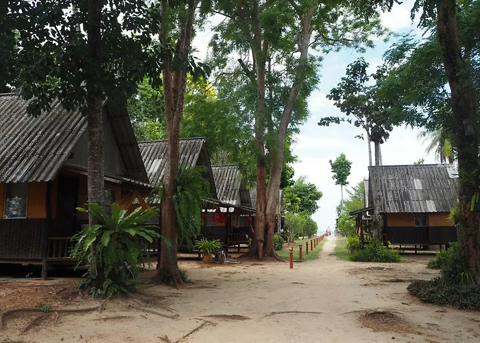 Bluesky Beach Bungalows Ko Lanta