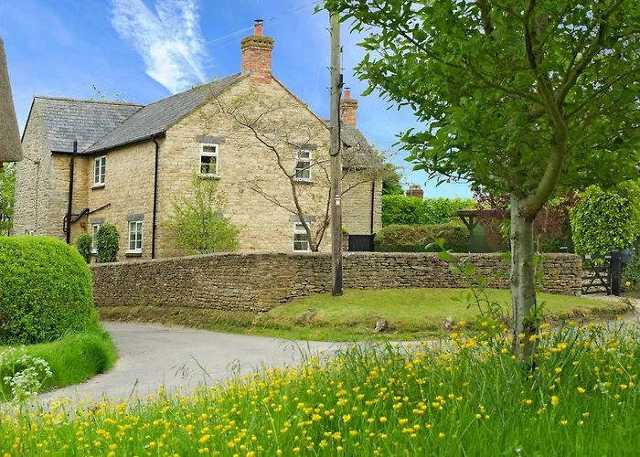 Brook Farm Cottage Brackley 