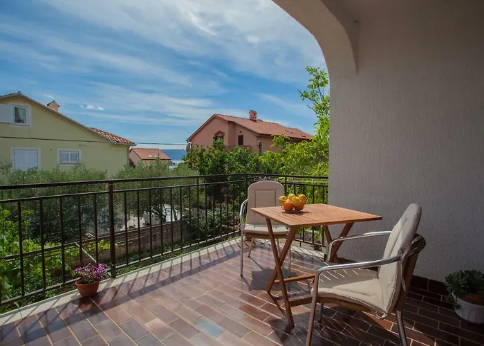 Guesthouse Maver Cres