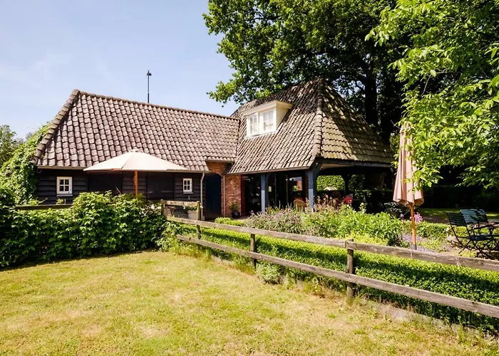 Landrop Bed & Breakfast Hoogeloon