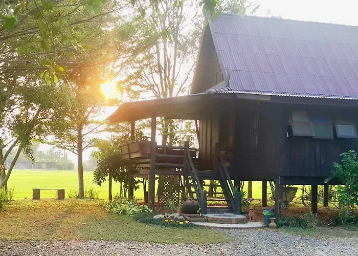 Tung Tong Homestay & Camping Mae Rim