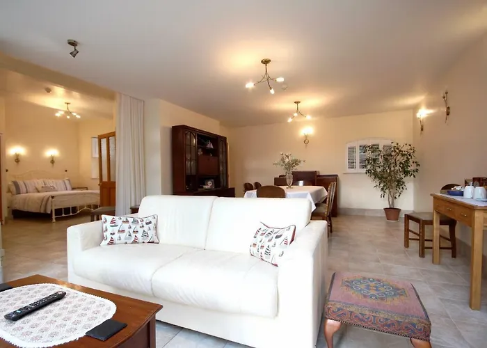 Strathmore Bed & Breakfast Dover