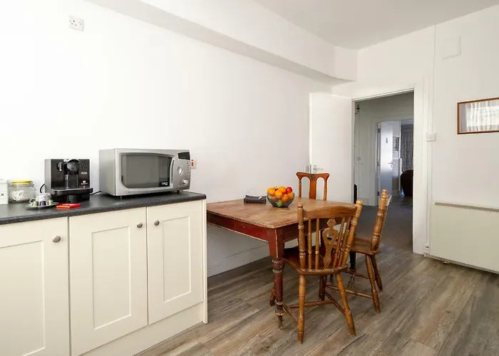 The Square Townhouse Fermoy Hotel