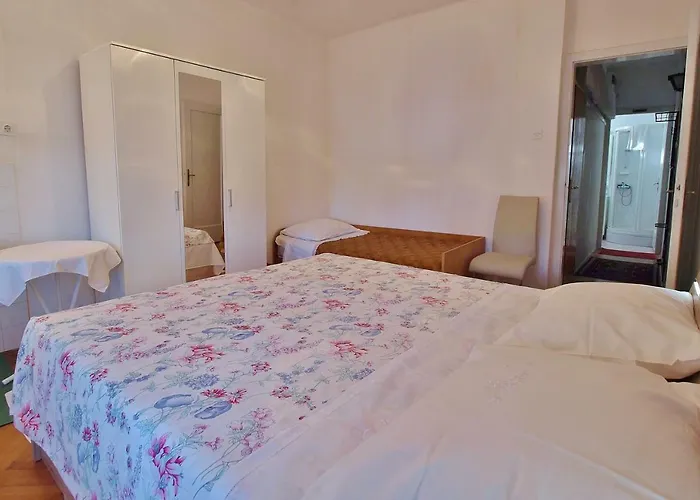 Guest House Ribaric Rab Town