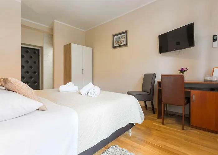 Golden Split Rooms