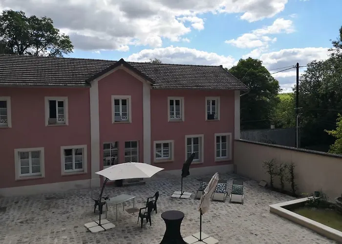 Hotel Les 7 Sources à LʼIsle-Adam