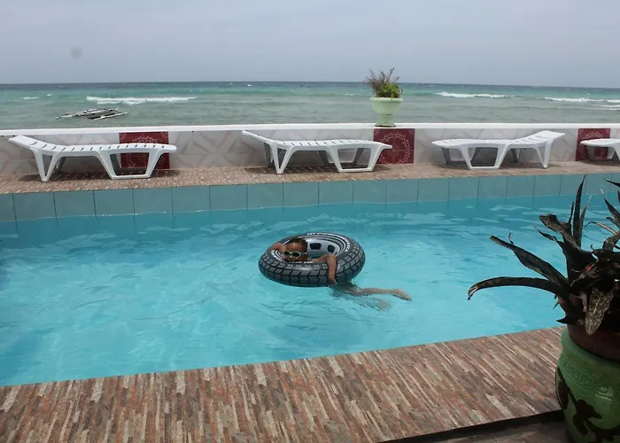 Germaroze Motel Oslob