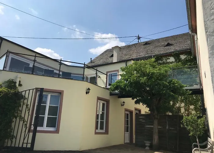 Gästehaus Sektstuuf St. Laurentius Leiwen