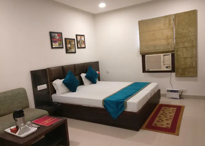 Fabhotel Nanda - Nr Ludhiana Junction Railway Station