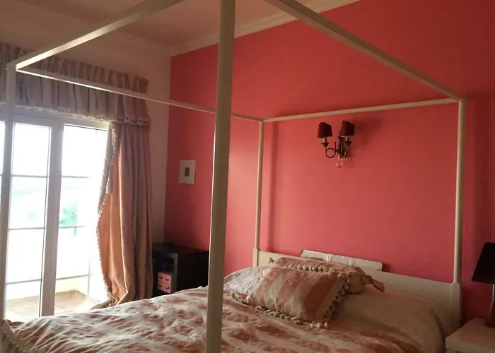 Sunny Suites Golf And Free Parking Guest House Lisboa
