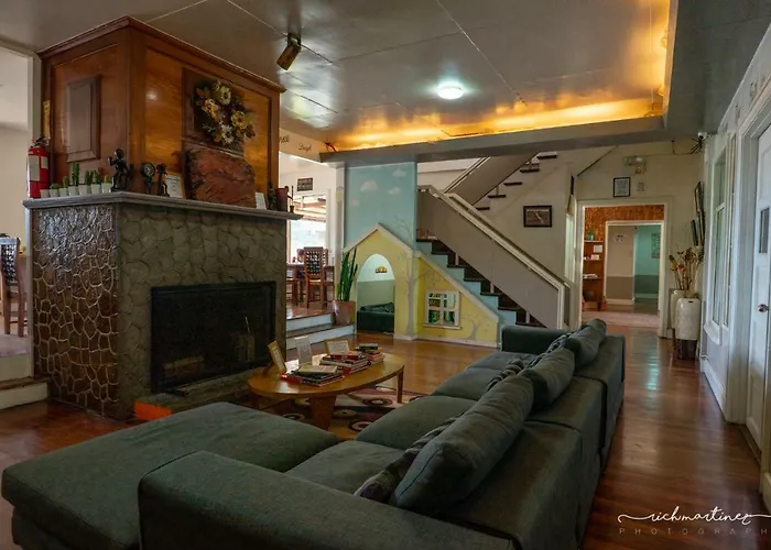 Old Orangewood Bed & Breakfast Baguio City