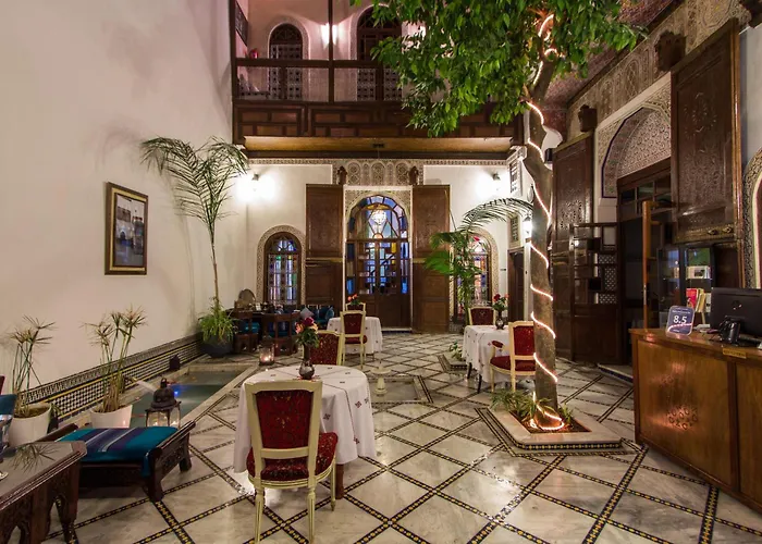 Riad Les Remparts De Fez
